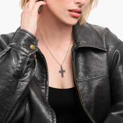 Discount Pendentif croix avec pavé noir Femme Pendentifs|Pendentifs